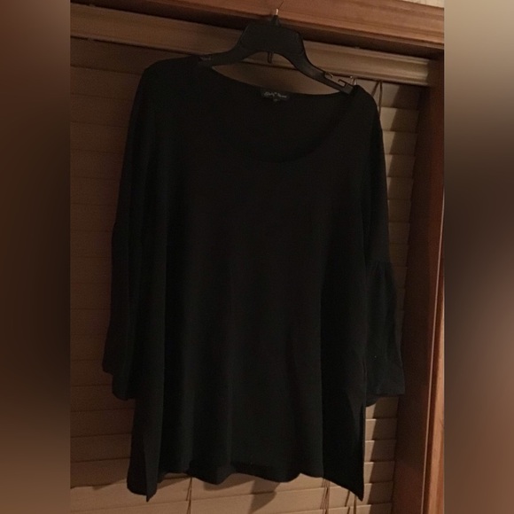 Slinky Brand Black Tunic Sleeve bells at elbow, split sides. Heavy - Picture 1 of 2